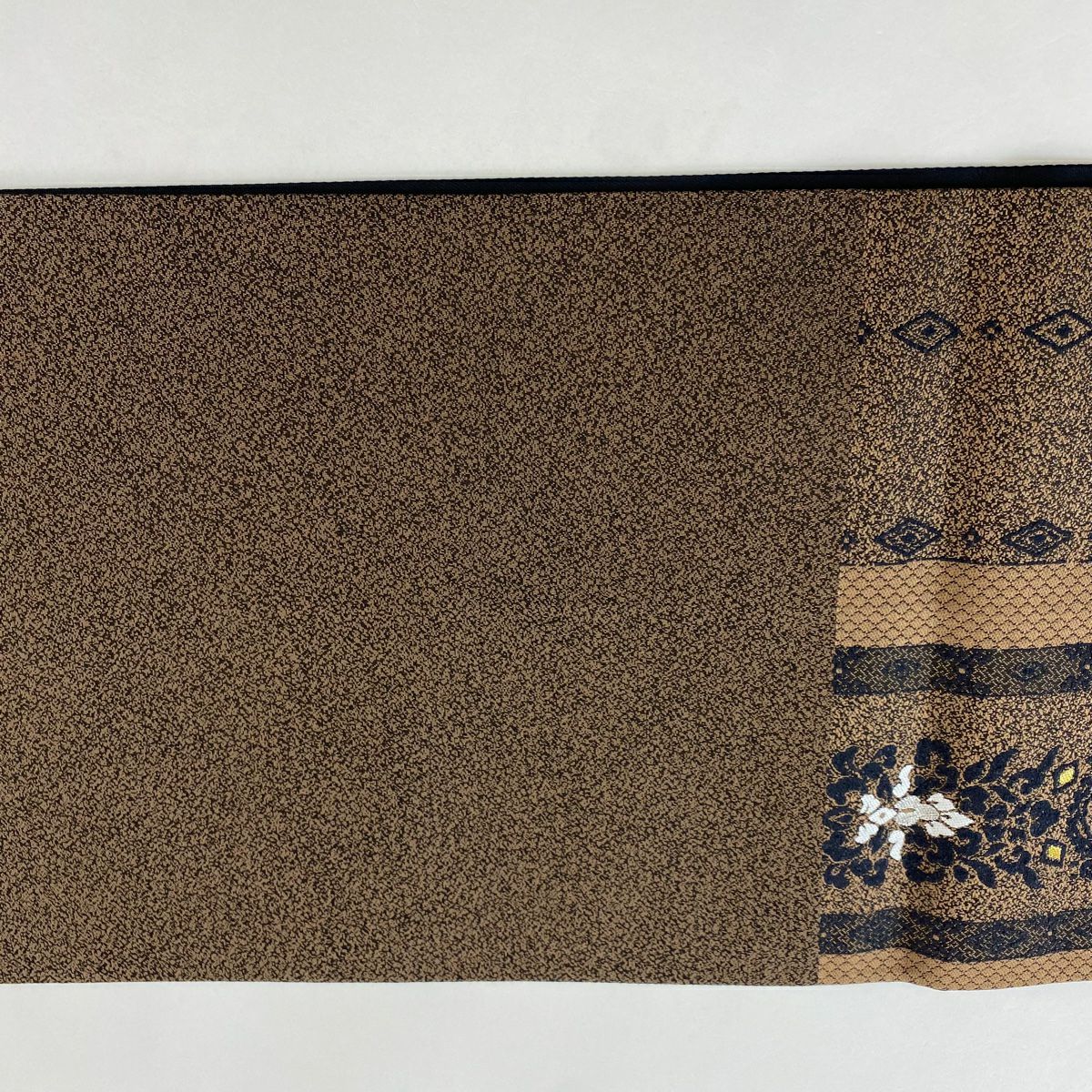 【美品】 袋帶 名品級 草花紋紋 菱形 金銀彩 茶 六通 純蠶絲