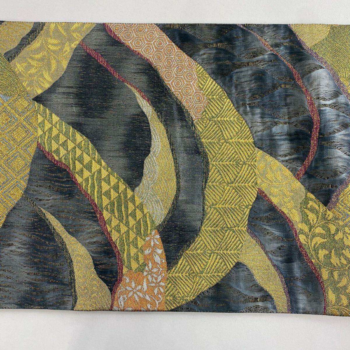 【美品】 袋帶 名品級 有職紋樣 若松樹 金銀絲 金金箔 灰色 六通 純蠶絲