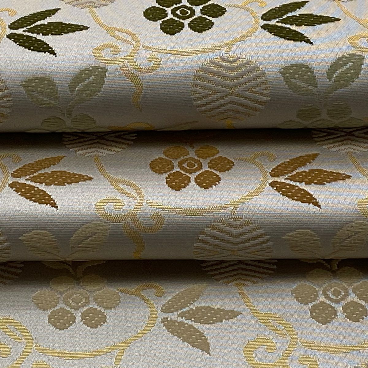 【美品】 袋帶 逸品級 金金箔屋清兵衛 落款あり 西陣織 笹蔓 金金箔 刺繡 薄小豆 六通 純蠶絲