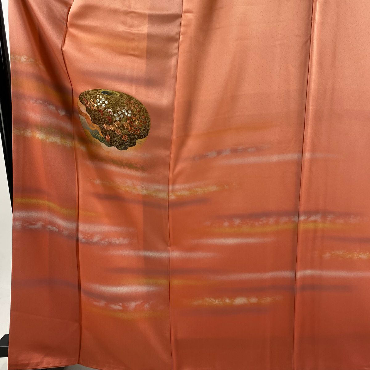 【美品】 付下 身長167cm 袖長65.5cm M 雙層 人間國寶 福田喜重 落款 秋草 霞刺繡 金銀彩 鮭粉色 純蠶絲 逸品級