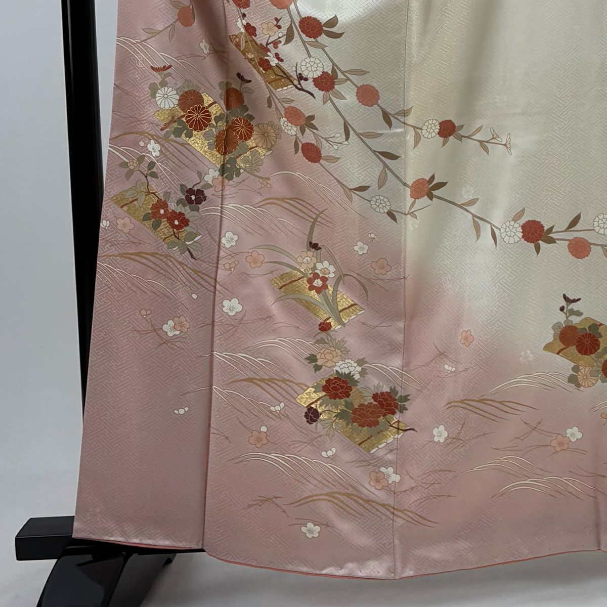 訪問服 身長162.5cm 袖長66cm M 雙層 吾妻德穗 鈴乃屋 落款あり 枝花 花筏 金絲 金銀彩 奶油色 純蠶絲 逸品級