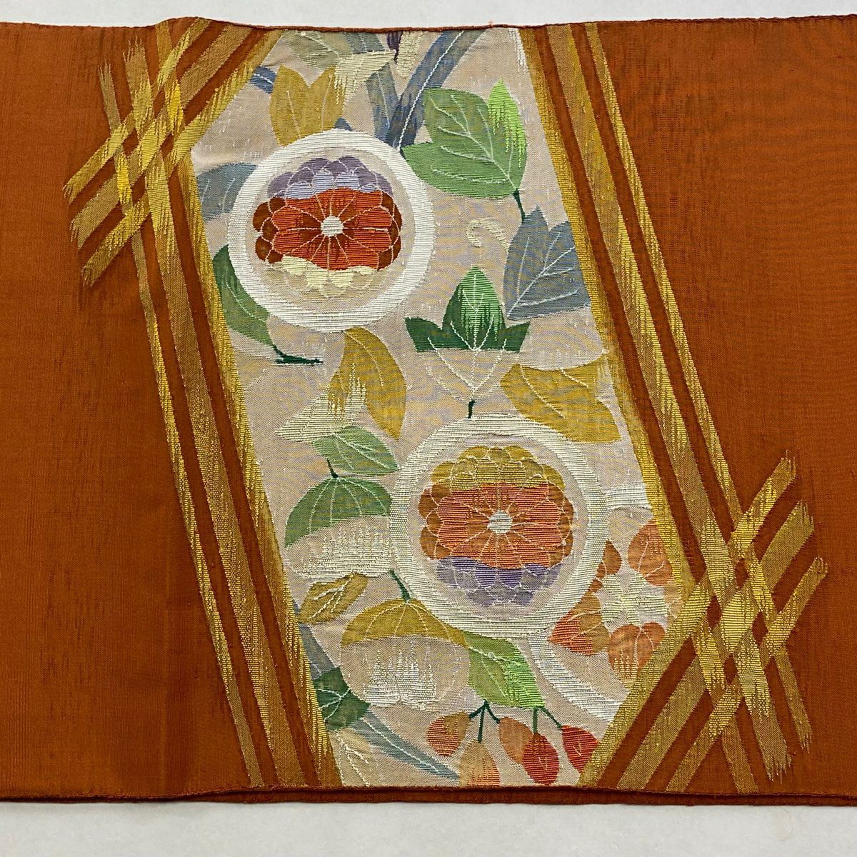 【美品】 袋帶 秀品級 關西仕立 草花紋 金糸 橙色 お太鼓柄 純蠶絲