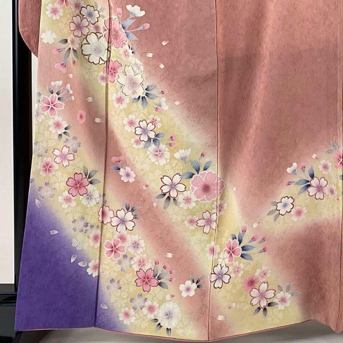 【美品】振袖禮服 身長164cm 袖長66cm M 雙層 櫻花花瓣 金絲 漸層 粉色 純蠶絲 名品級