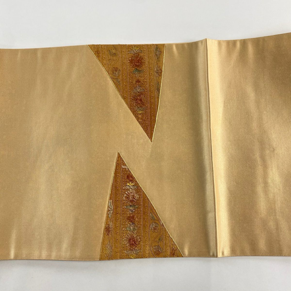 【美品】 袋帶 秀品級 華紋 草花紋 金銀彩 金絲 薄茶 細鼓圖案 純蠶絲