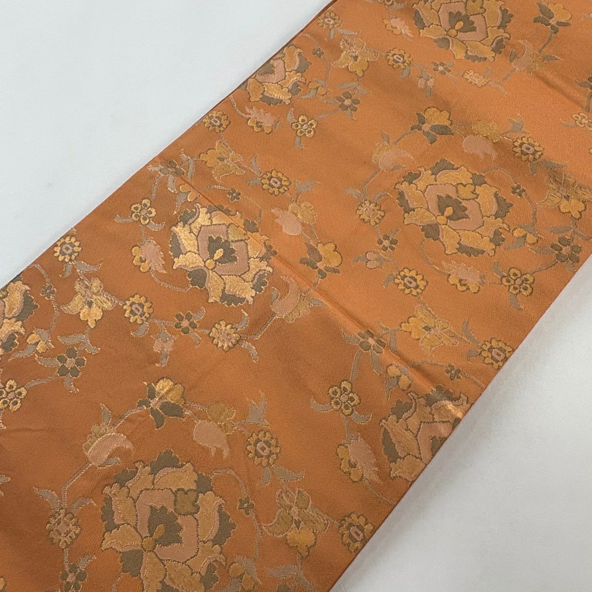【美品】 袋帶 秀品級 織悅 落款あり 關西仕立 草花紋紋 金金箔 橙色 全通 純蠶絲
