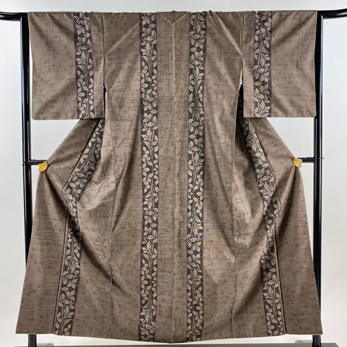 【美品】 紬織 身長156cm 袖長65cm M 雙層 葉柄 焦茶 純蠶絲 秀品級