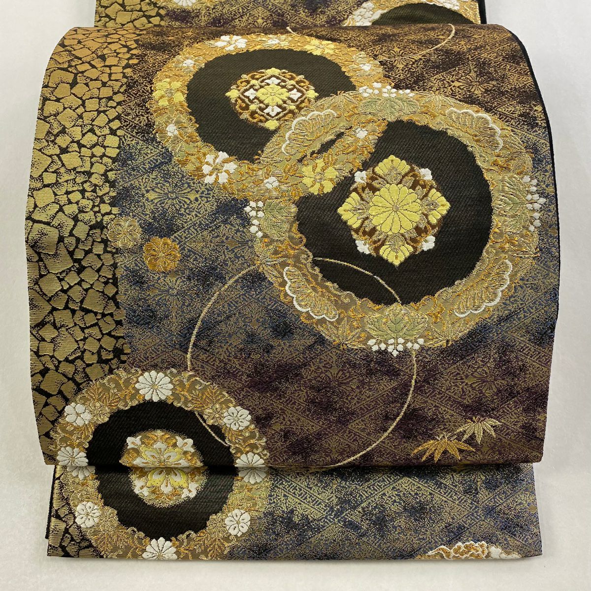 【美品】 袋帶 逸品級 じゅらく 落款あり 華紋 松樹竹子梅花 金絲 金金箔 金色 六通 純蠶絲