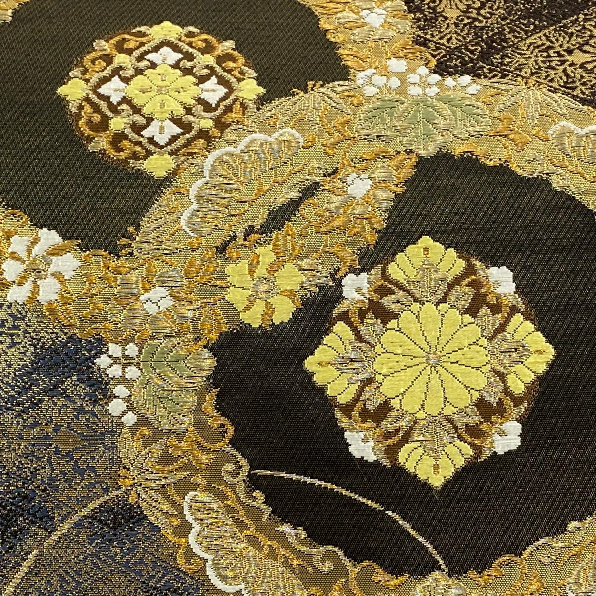 【美品】 袋帶 逸品級 じゅらく 落款あり 華紋 松樹竹子梅花 金絲 金金箔 金色 六通 純蠶絲