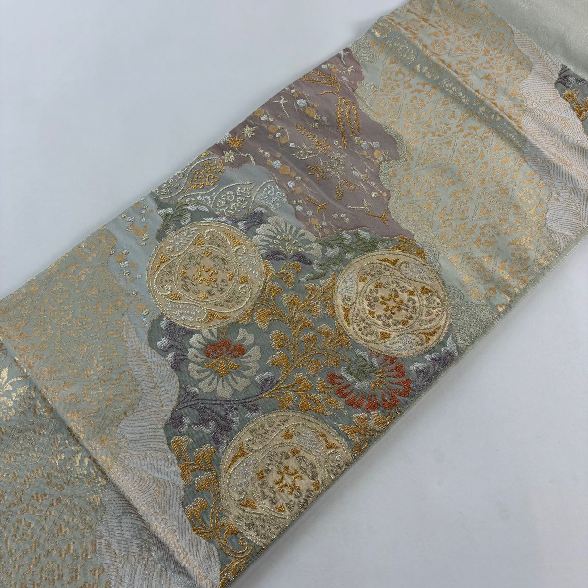 【美品】 袋帶 秀品級 草花紋紋 花菱 金銀彩 金金箔 淺綠 六通 純蠶絲