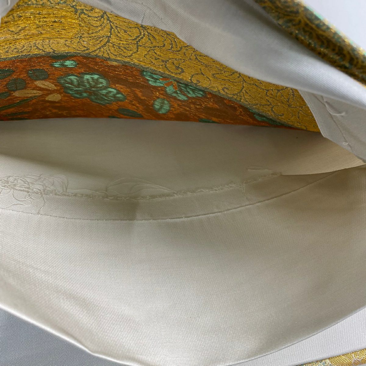 【美品】 袋帶 秀品級 古代雕金紋 鴛鴦 松樹 金絲 金金箔 淺綠 六通 純蠶絲