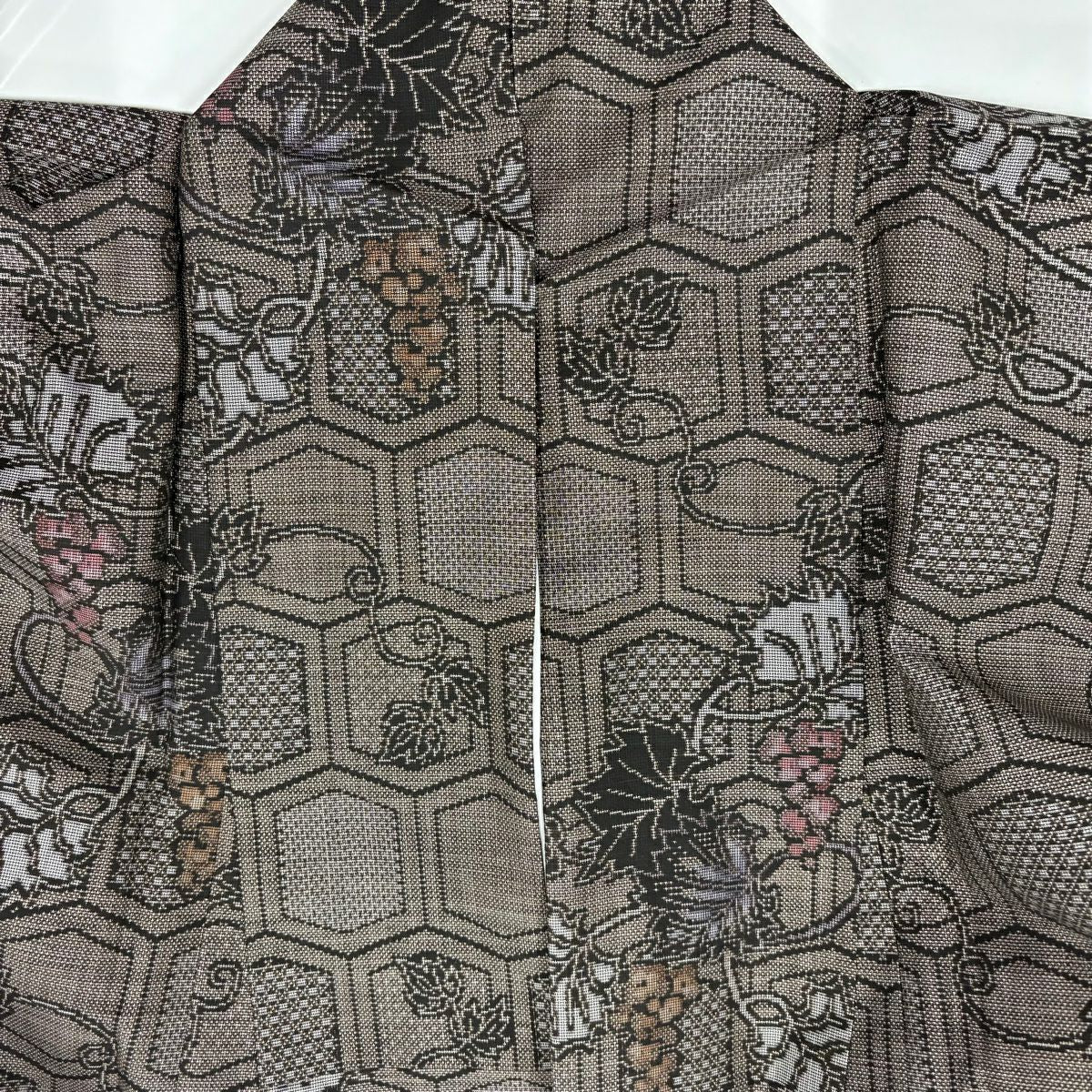 【美品】 紬織 身長161.5cm 袖長62.5cm S 雙層 葡萄 龜甲 焦茶 純蠶絲 秀品級