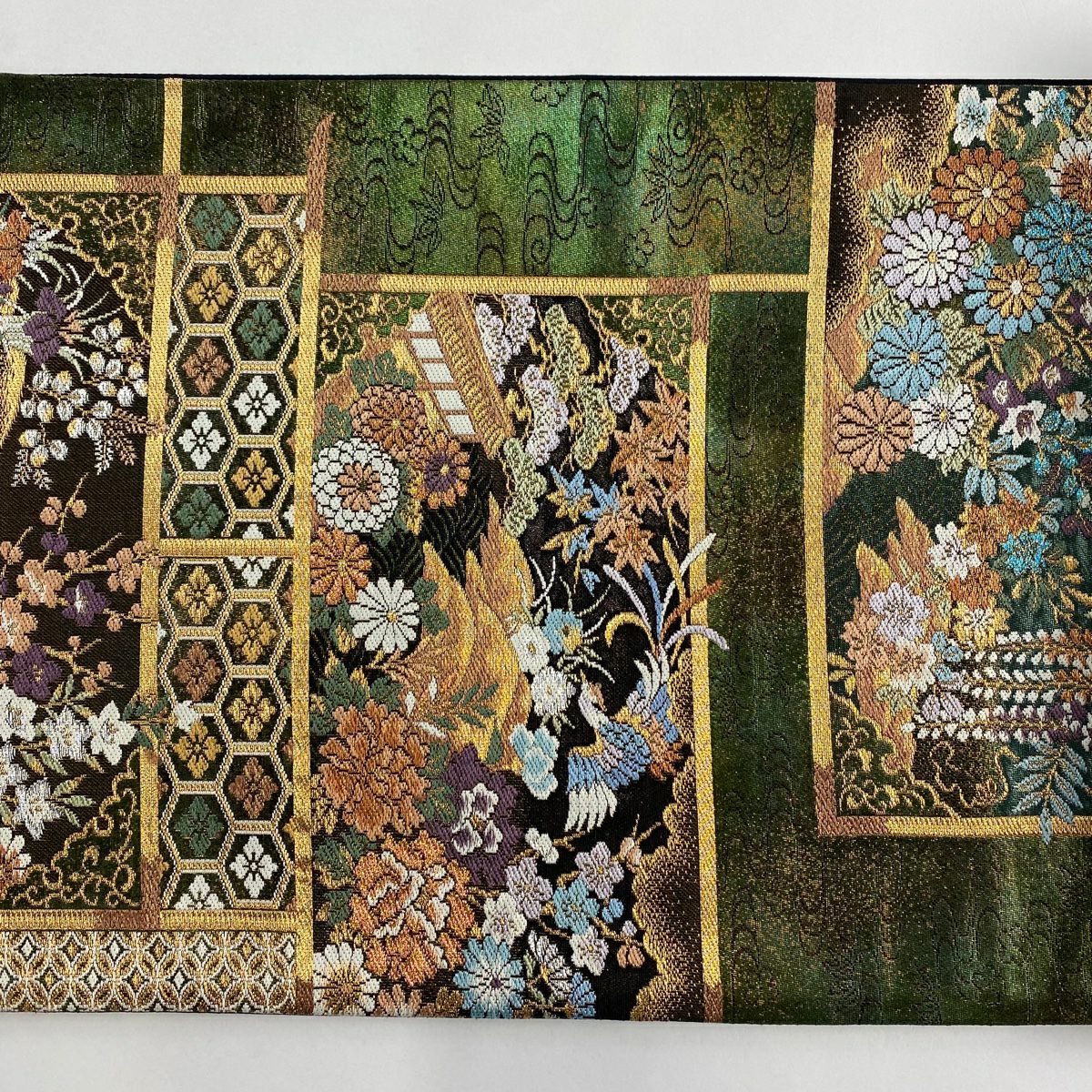 【美品】 袋帶 秀品級 草花紋紋 鳥刺繡 金糸 綠 六通 純蠶絲