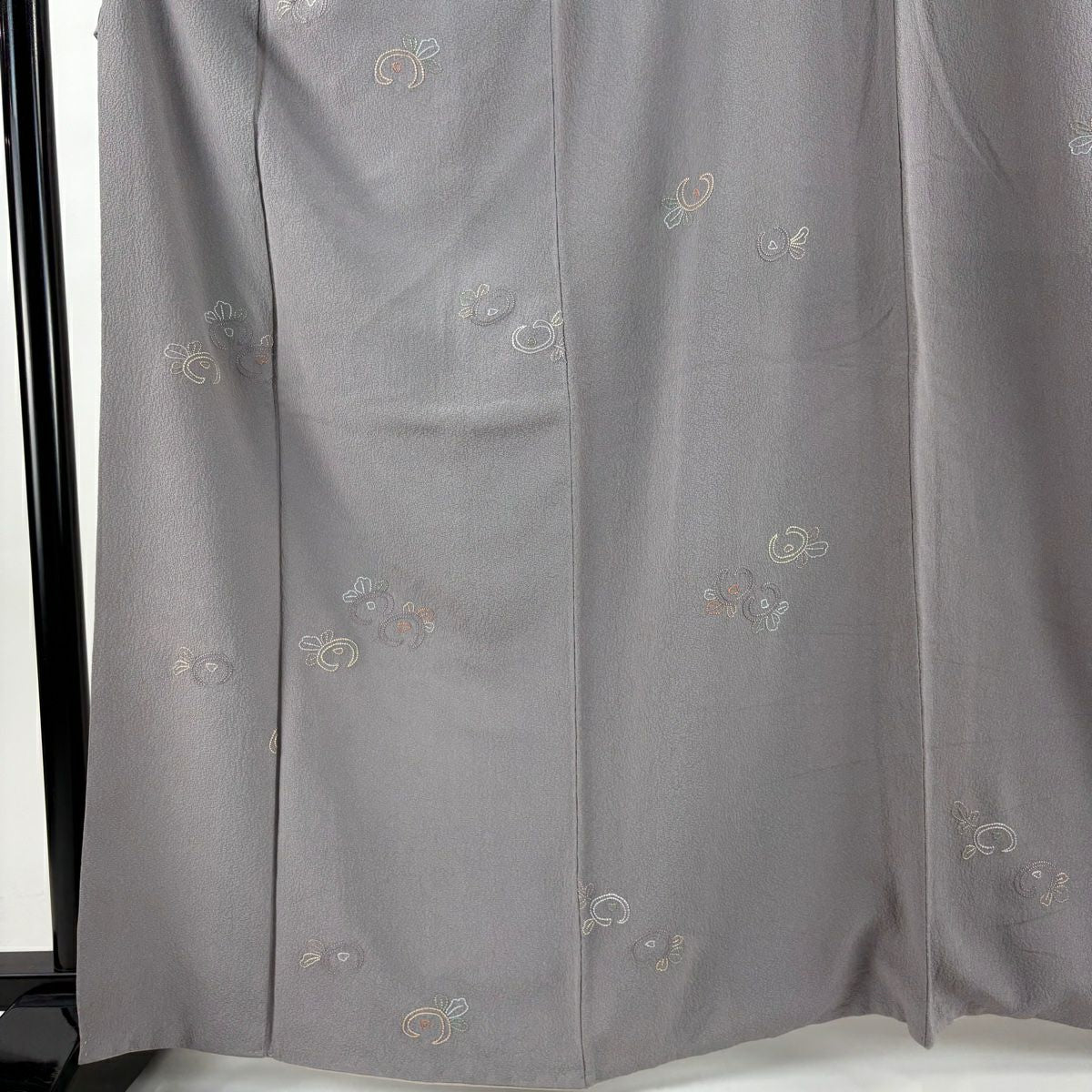 小紋 身長164.5cm 袖長64cm M 雙層 蒋雪英 落款あり 萬壽菊花 刺繡 灰紫 純蠶絲 逸品級
