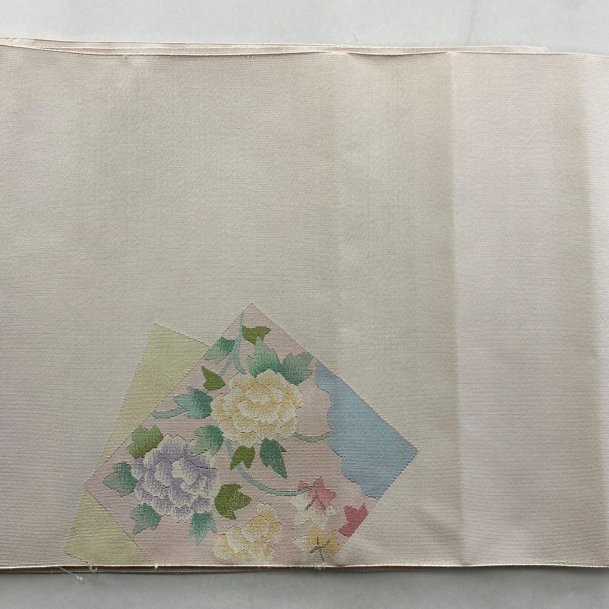 【美品】 名古屋帶 名品級 松樹葉仕立 八寸名古屋帶 色紙 花鳥 金銀彩 薄粉紅 純蠶絲