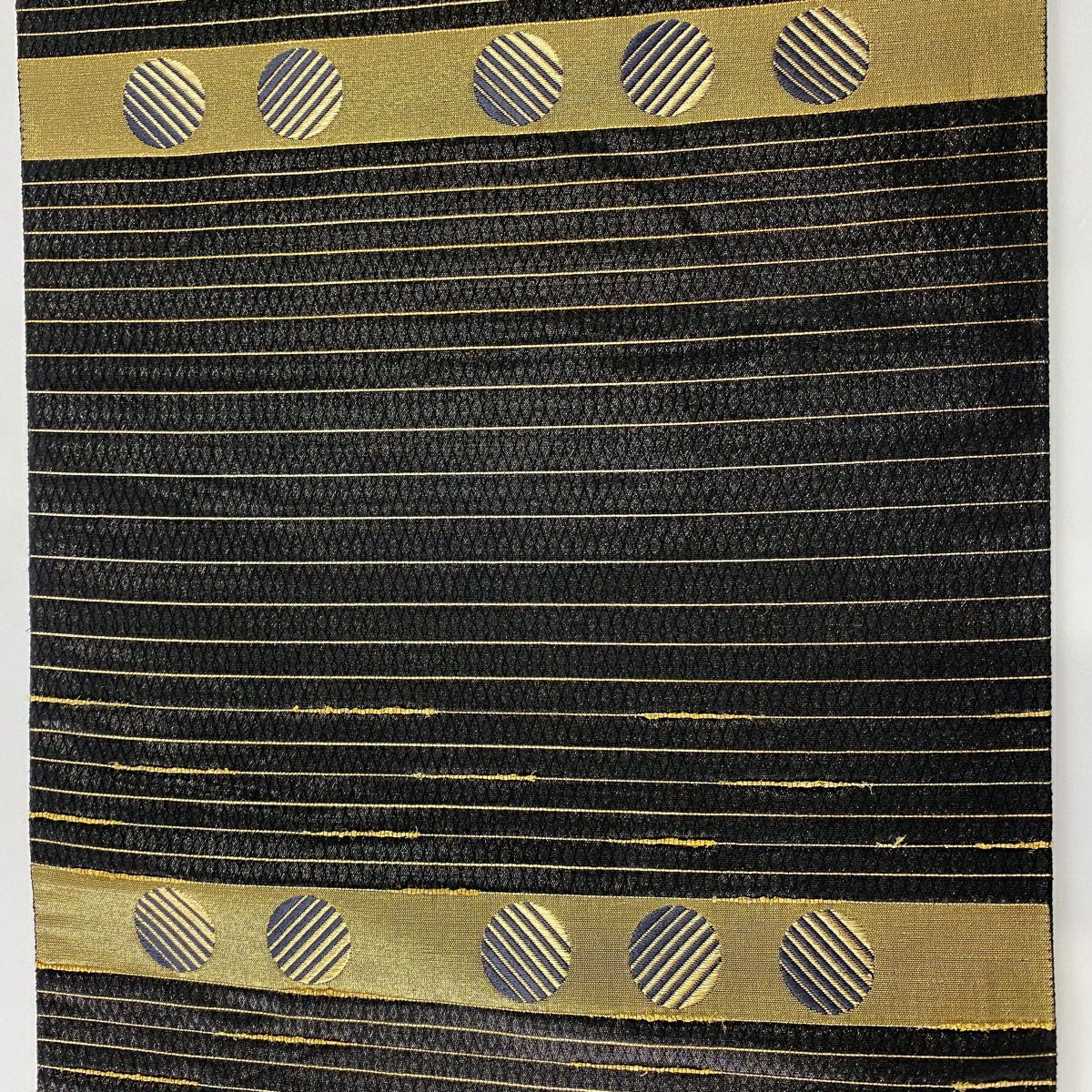 【美品】 袋帶 名品級 縞 幾何學 金絲 黑 お太鼓圖案 純蠶絲