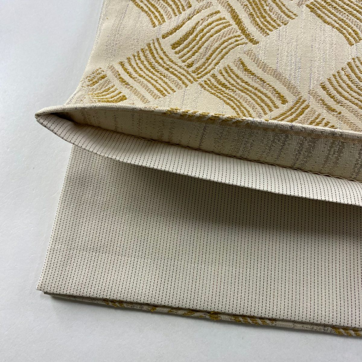【美品】 袋帶 名品級 斜格紋 條紋 米色 六通 純蠶絲