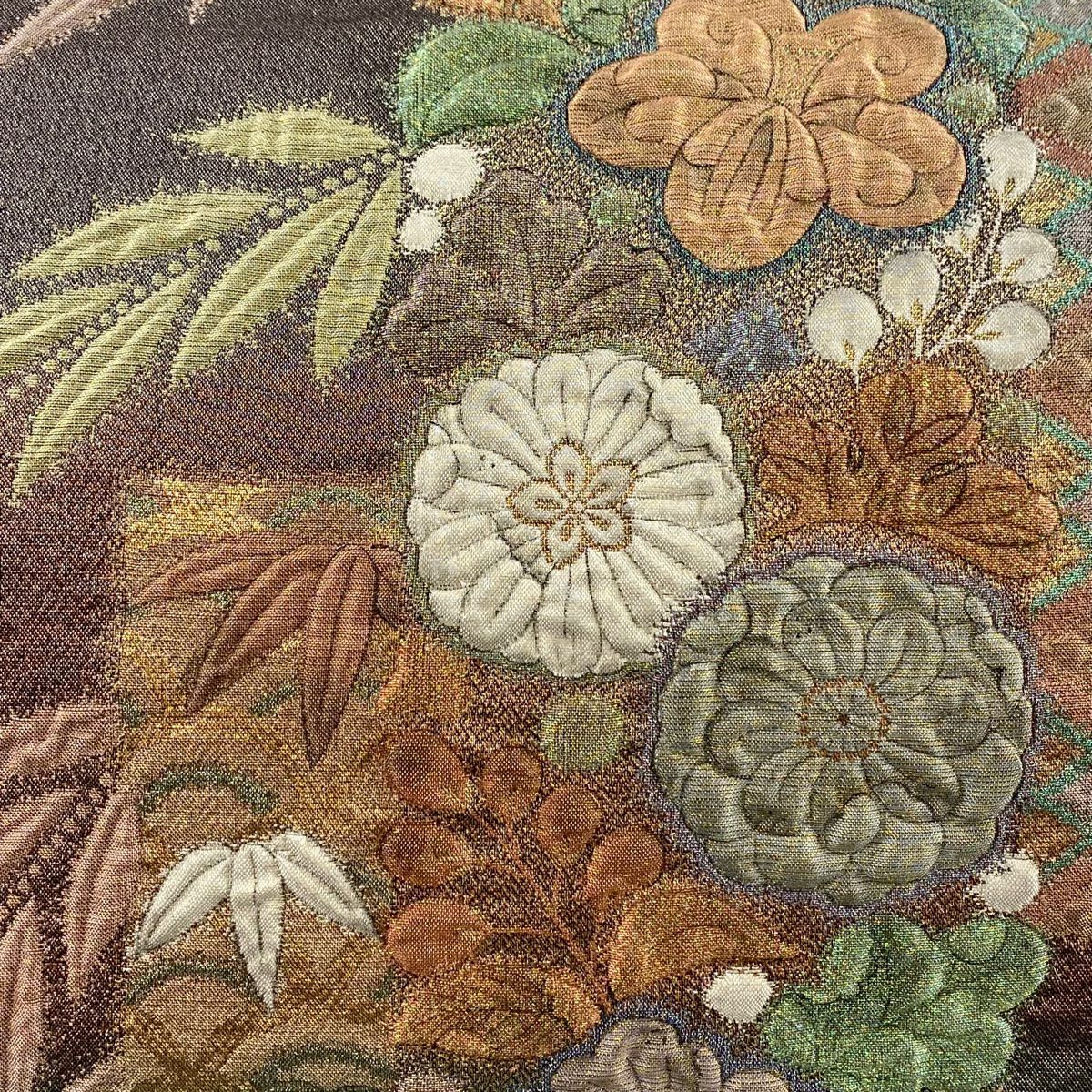 【美品】 袋帶 名品級 草花紋紋 菱 金金箔 銀通 小豆 深紅色 お太鼓圖案 純蠶絲