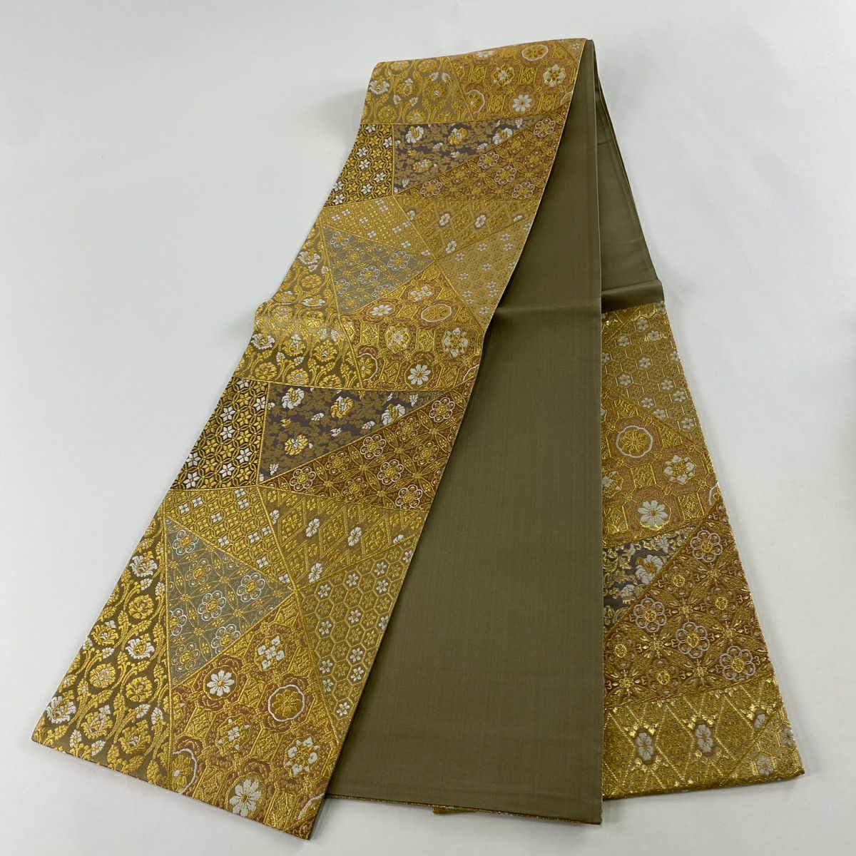 【美品】 袋帶 名品級 七寶 花唐草紋 金金箔 金絲 金色 六通 純蠶絲