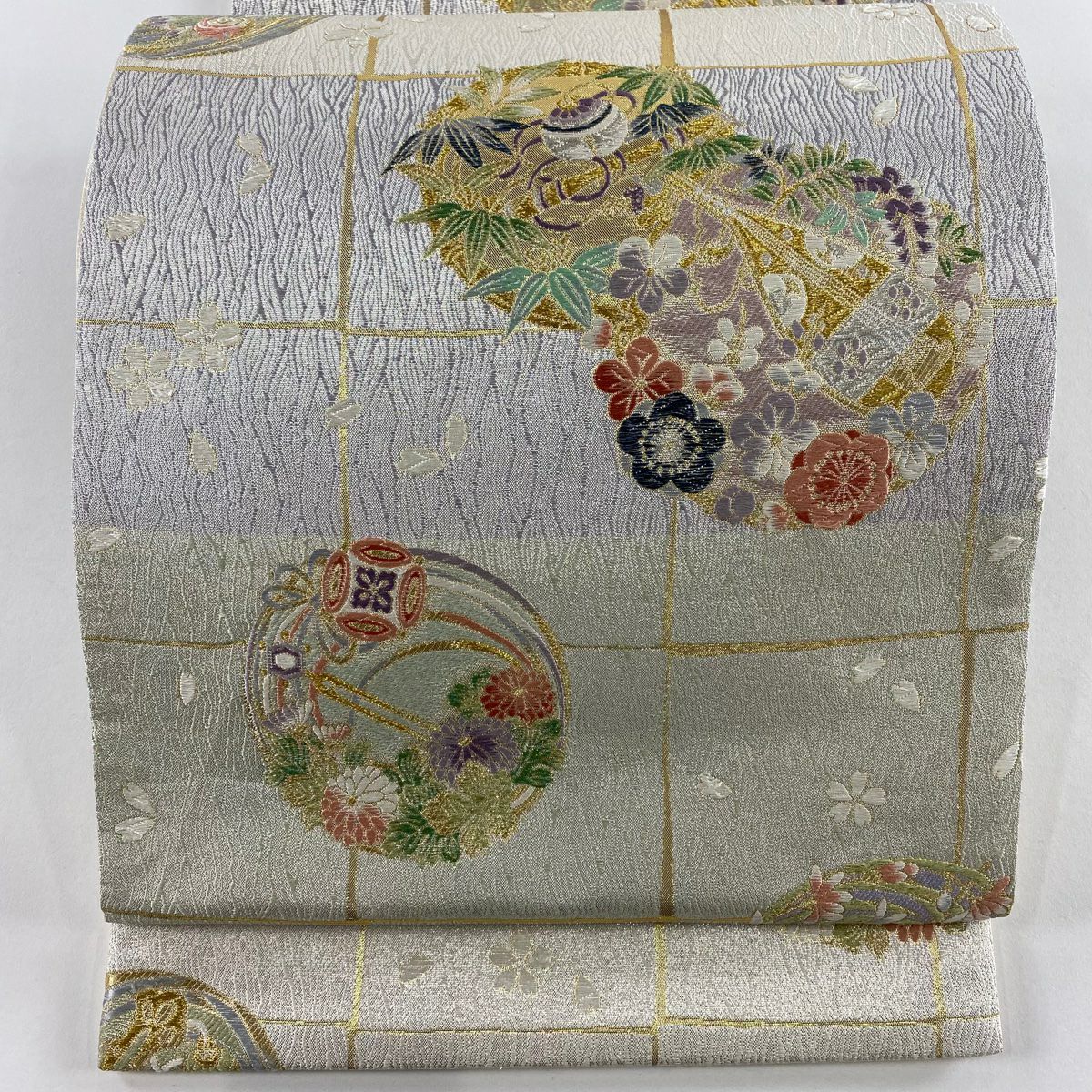 【美品】 袋帶 秀品級 草花紋紋 和樂器 金糸 金金箔 灰白 六通 純蠶絲