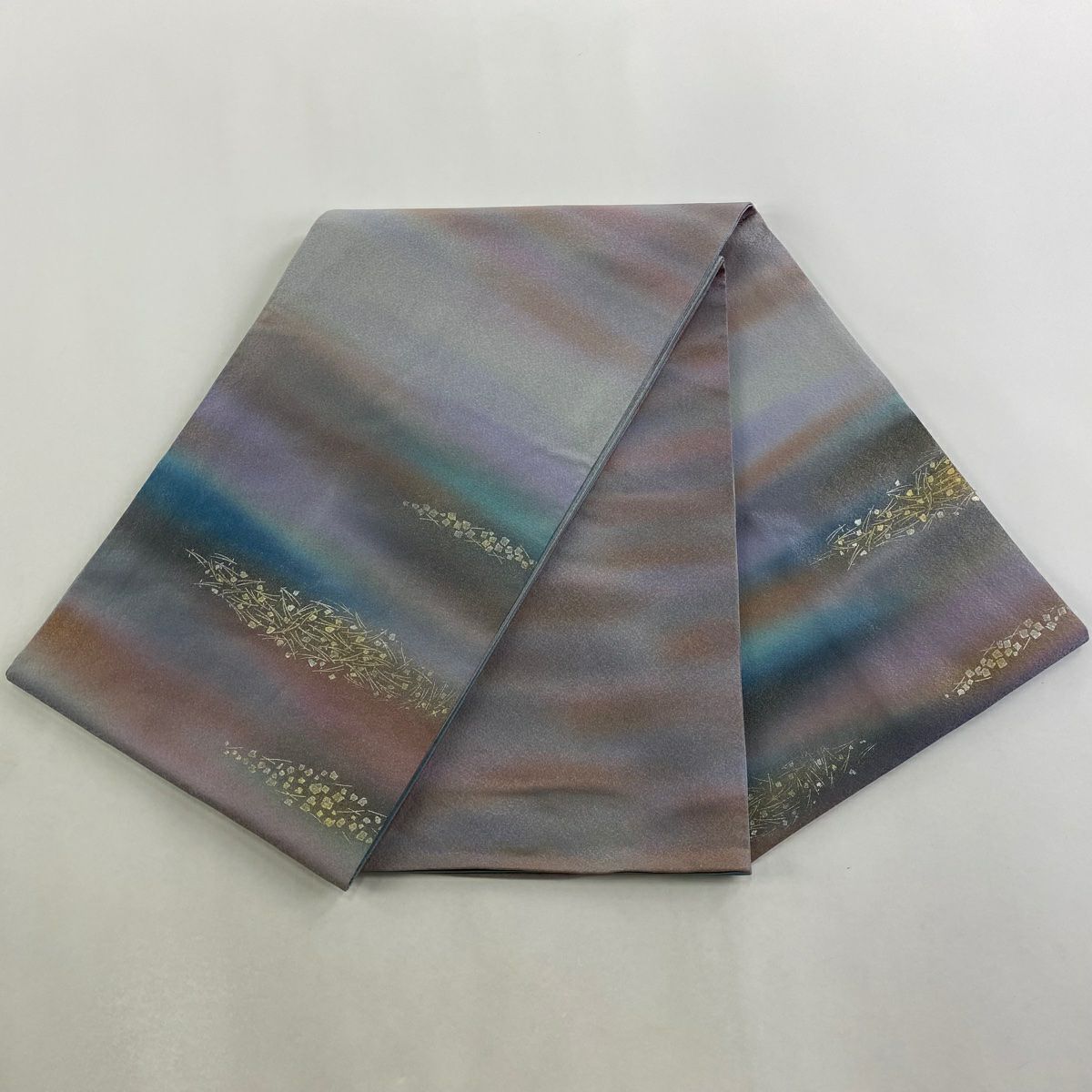【美品】 袋帶 秀品級 金金箔散花紋 霞 銀通 金銀彩 淡紫 お太鼓紋 純蠶絲