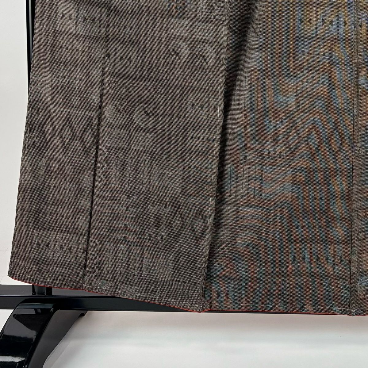 【美品】 紬織 身長159.5cm 袖長66cm M 雙層 線卷 幾何圖案 焦茶 純蠶絲 優品級