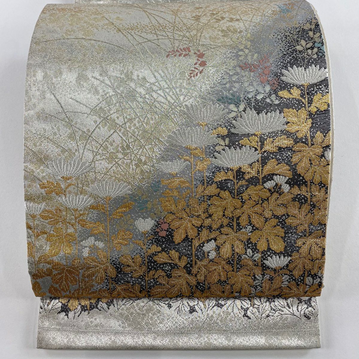 【美品】 袋帶 秀品級 草花紋紋 金金箔 銀 六通 純蠶絲