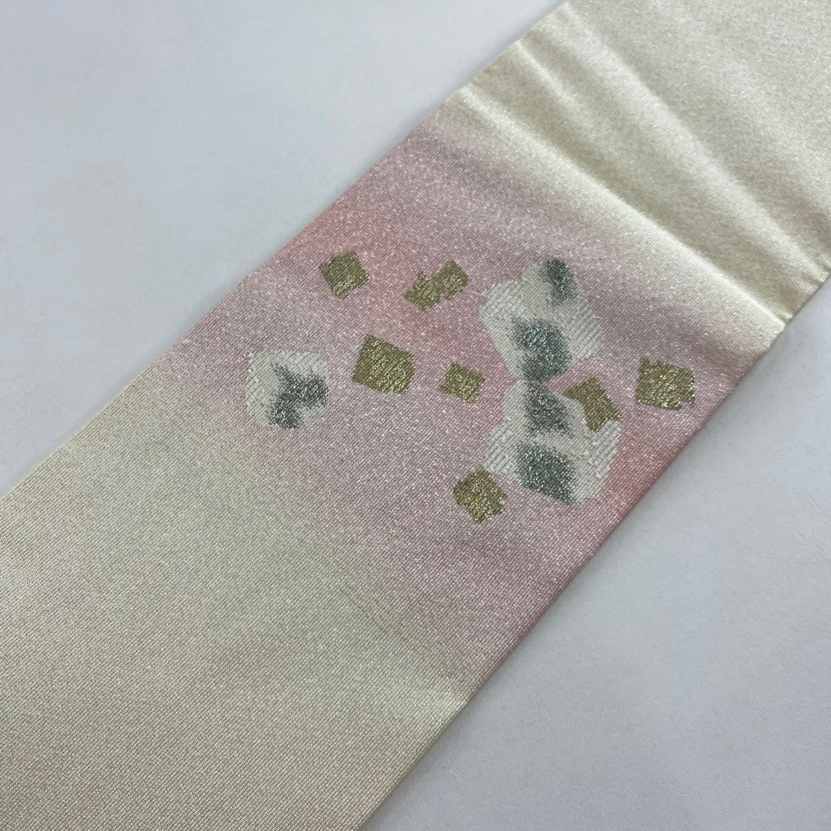 【美品】 名古屋帶 秀品級 金金箔散佈 金金箔 奶油色 純蠶絲