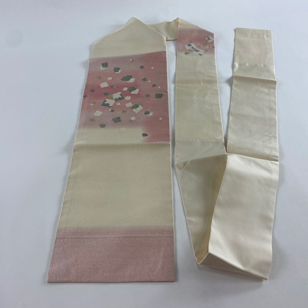 【美品】 名古屋帶 秀品級 金金箔散佈 金金箔 奶油色 純蠶絲