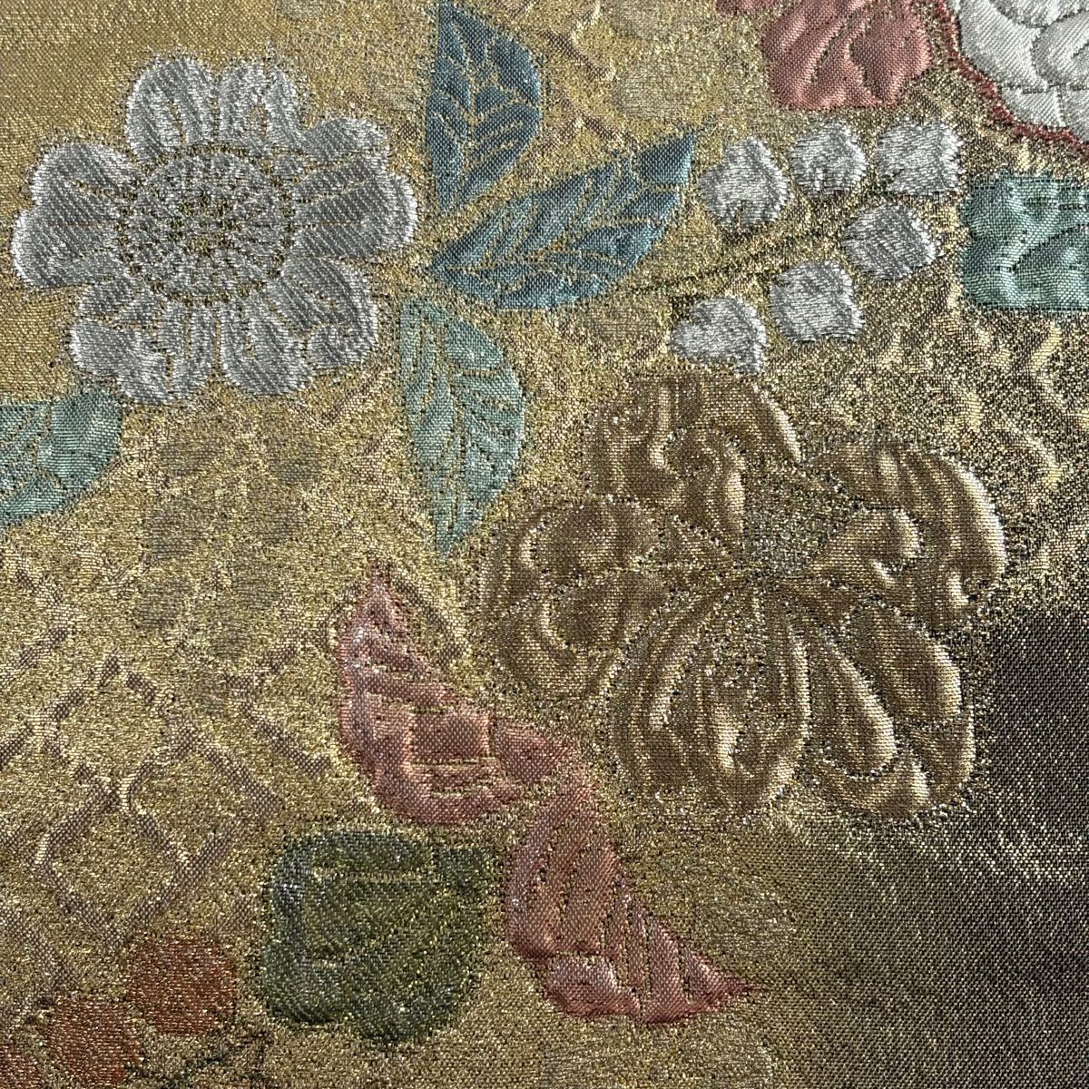 【美品】 袋帶 秀品級 草花紋紋 菱形 金金箔 金銀彩 金色 お太鼓圖案 純蠶絲