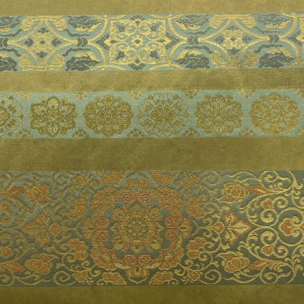【美品】 袋帶 秀品級 華紋 花唐草紋 金金箔 金絲 灰綠 お太鼓柄 純蠶絲