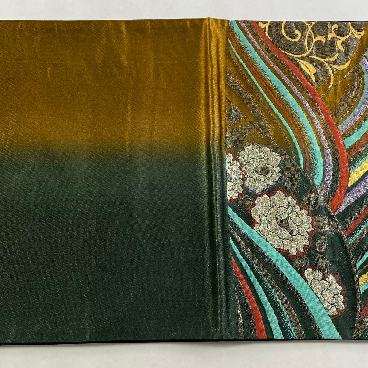 【美品】 袋帶 秀品級 草花紋 波 金金箔 金銀彩 山吹茶 六通 純蠶絲