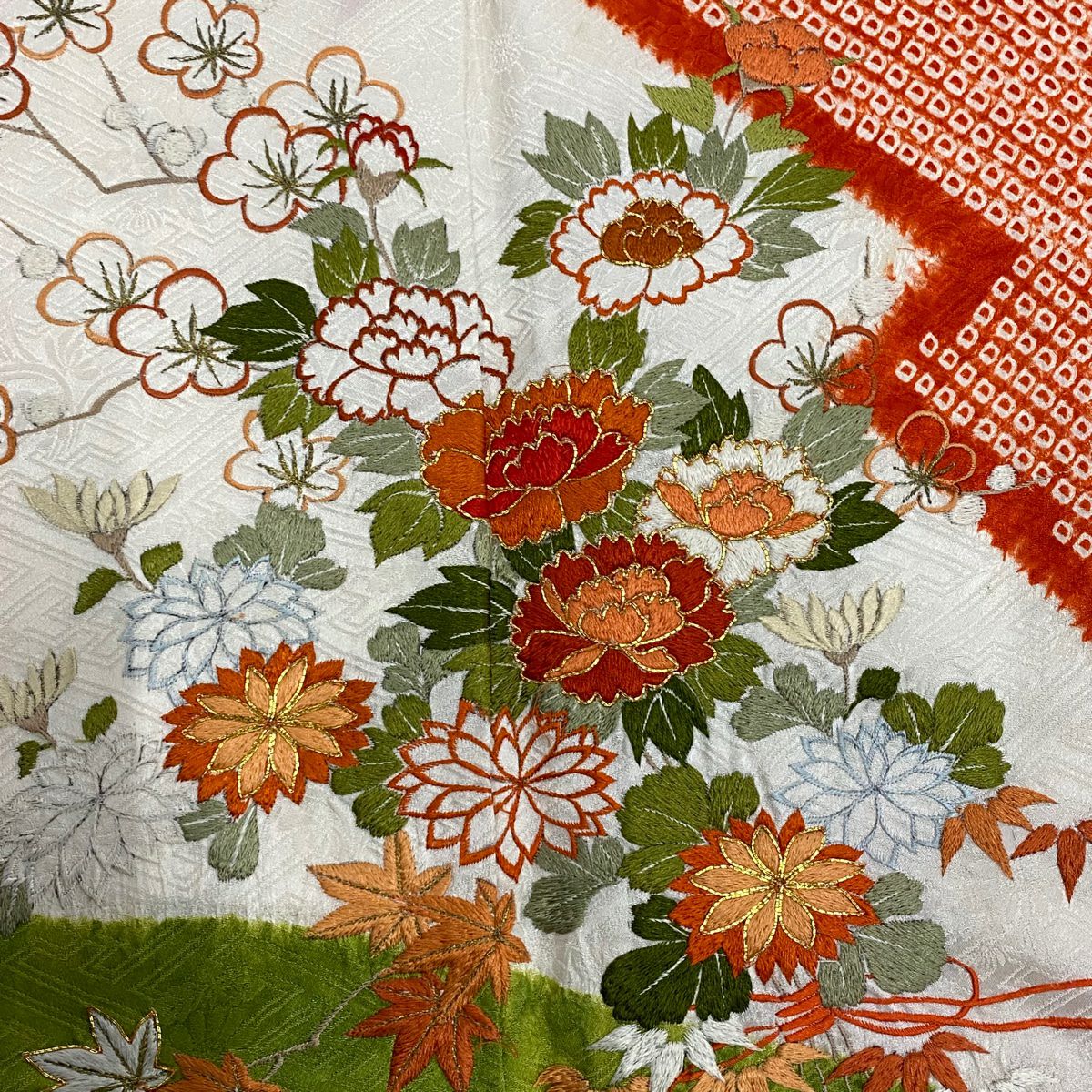 振袖禮服 身長159cm 袖長63.5cm S 雙層 牡丹 梅花 刺繡 絞染 白 純蠶絲 秀品級
