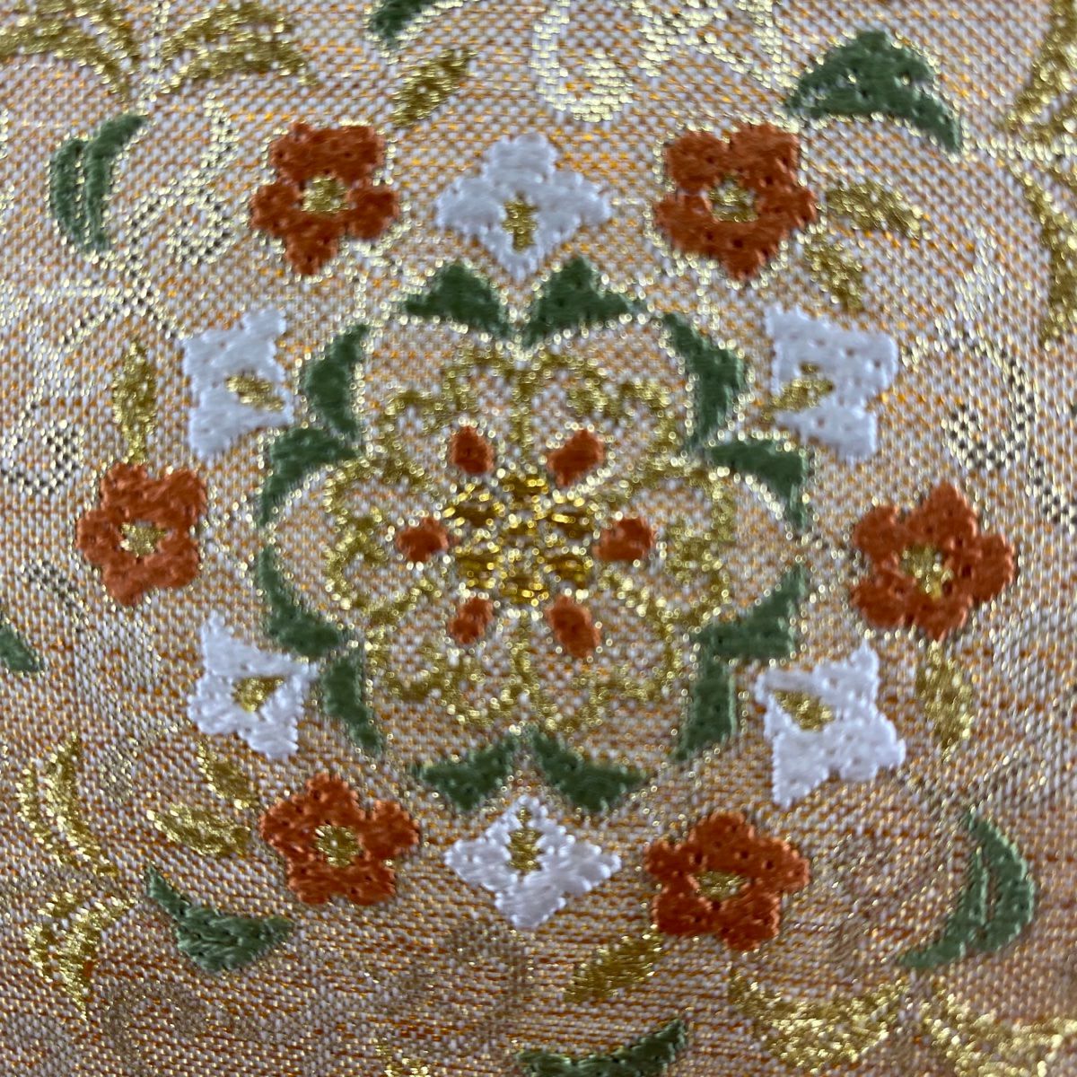 【美品】 袋帶 秀品級 華紋 花唐草紋 金絲 金金箔 米色 六通 純蠶絲