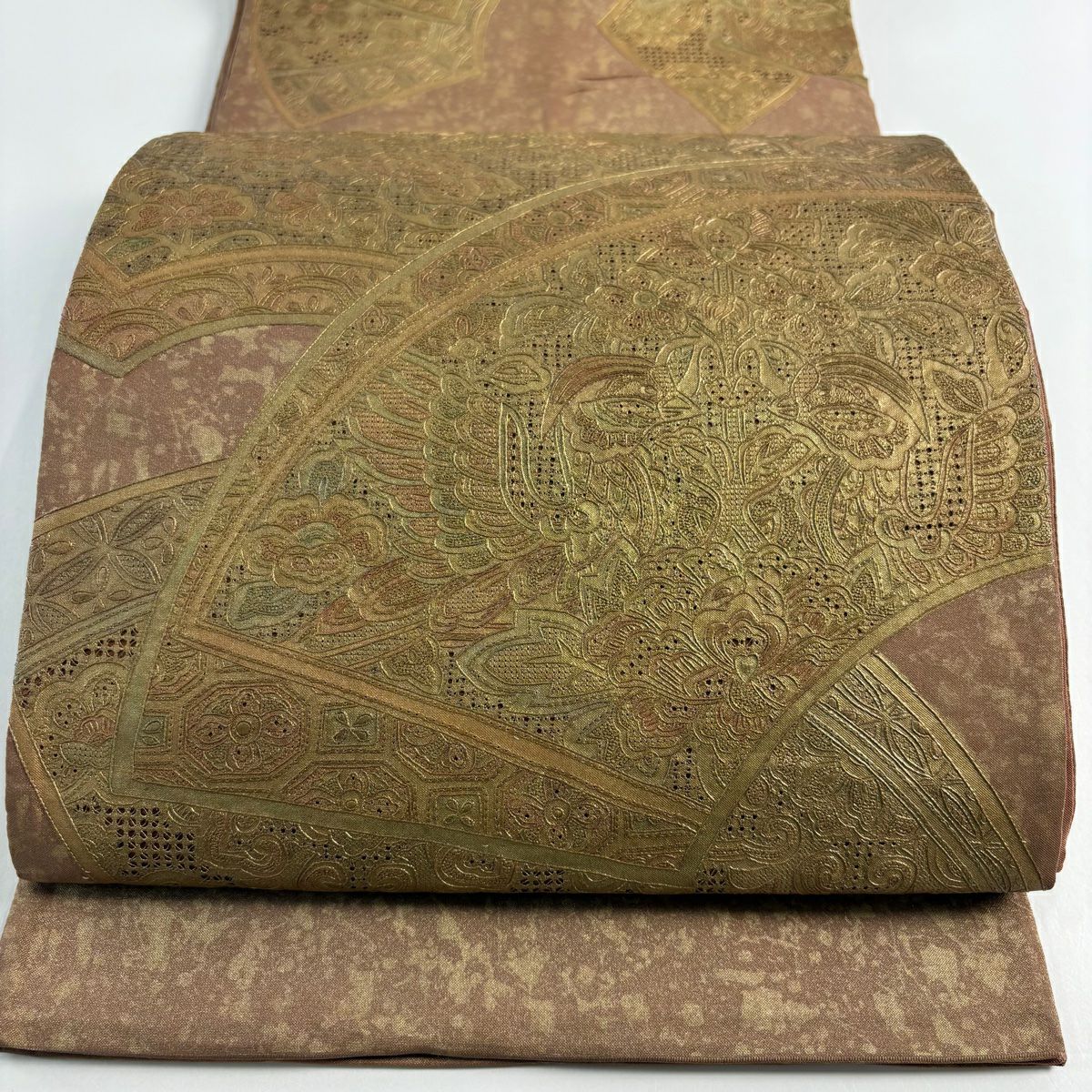 袋帶 秀品級 扇子面 花鳥 刺繡 金彩裝飾 小豆 深紅色 お太鼓圖案 純蠶絲