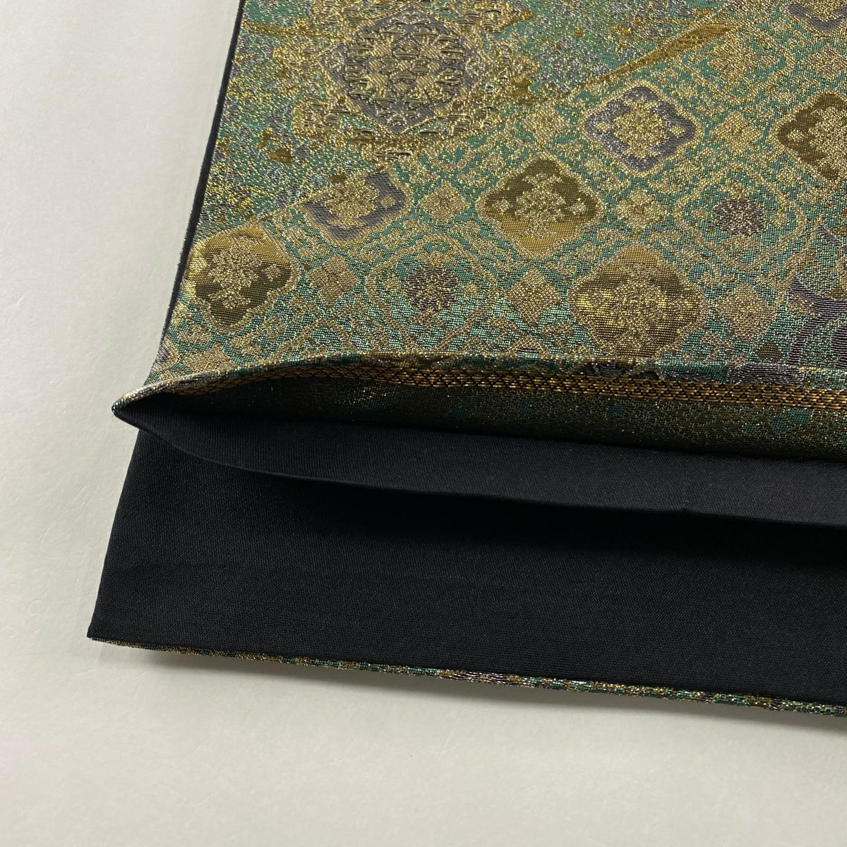 【美品】 袋帶 秀品級 華紋 草花紋 金糸 金金箔 綠 六通 純蠶絲