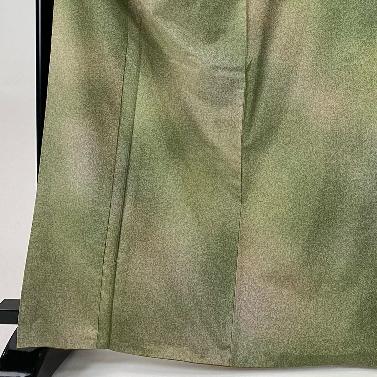 【美品】 小紋 身長166.5cm 袖長66cm M 雙層 紬織織 幾何學圖案 漸層 鶯色 純蠶絲 秀品級 一個紋