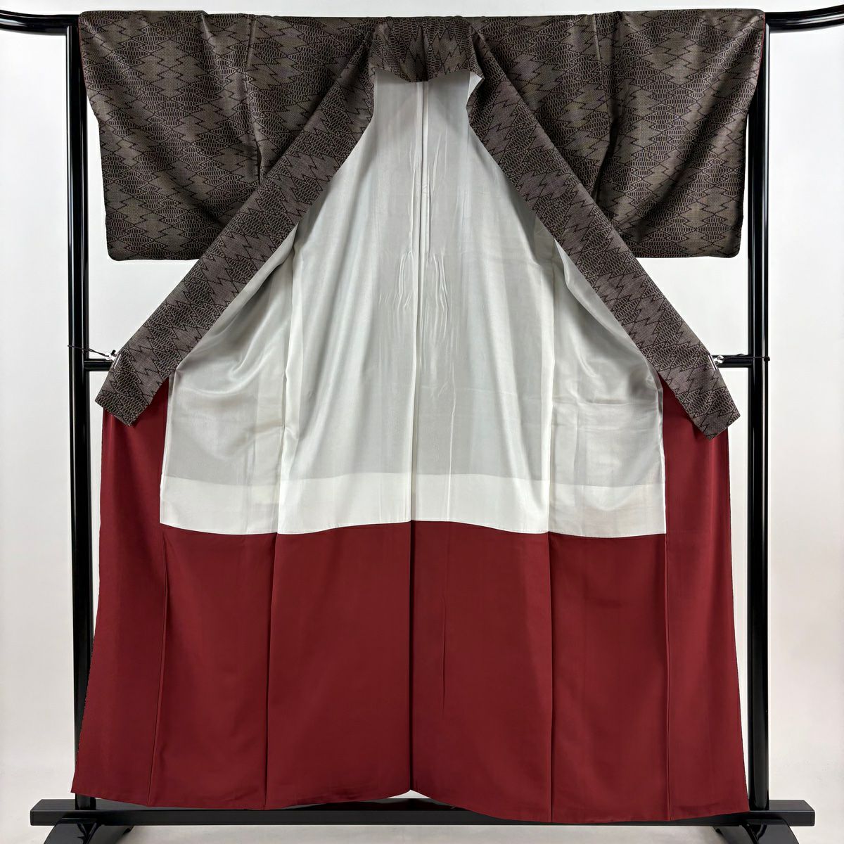 【美品】 紬織織 身長159.5cm 袖長65cm M 雙層 松樹皮菱 焦茶 純蠶絲 秀品級
