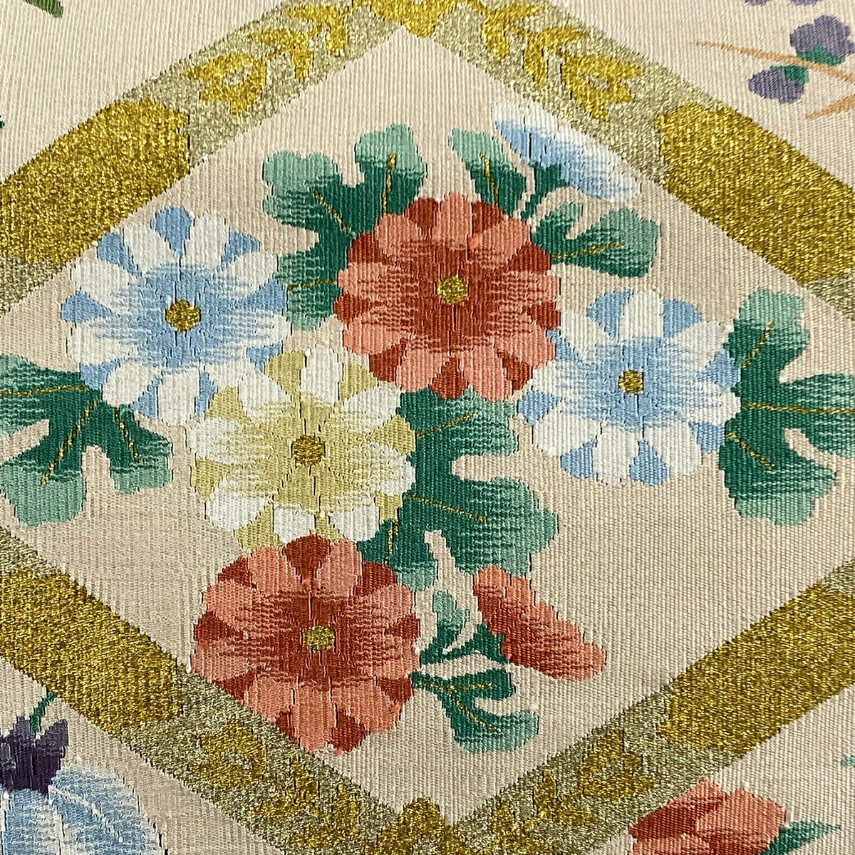 【美品】 名古屋帶 名品級 八寸名古屋帶 松樹葉裁縫 菊花 枝梅花 金糸 明綴織 粉米色 純蠶絲