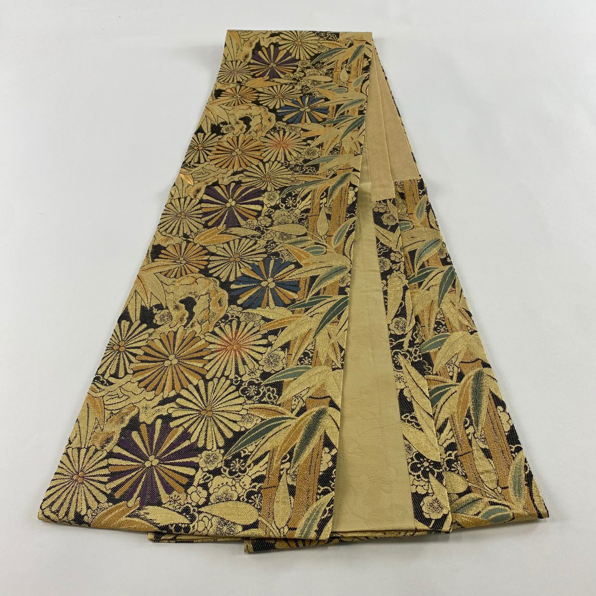 【美品】 袋帶 名品級 落款あり 松樹竹子梅花 金糸 金色 六通 純蠶絲