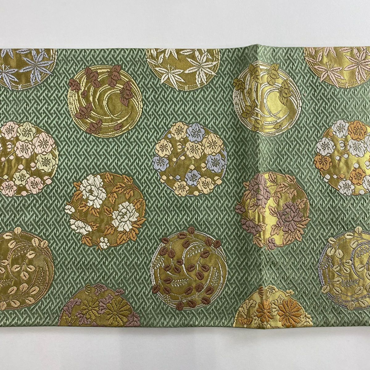 【美品】 袋帶 名品級 花丸紋 刺繡 金金箔 蓬色 六通 純蠶絲
