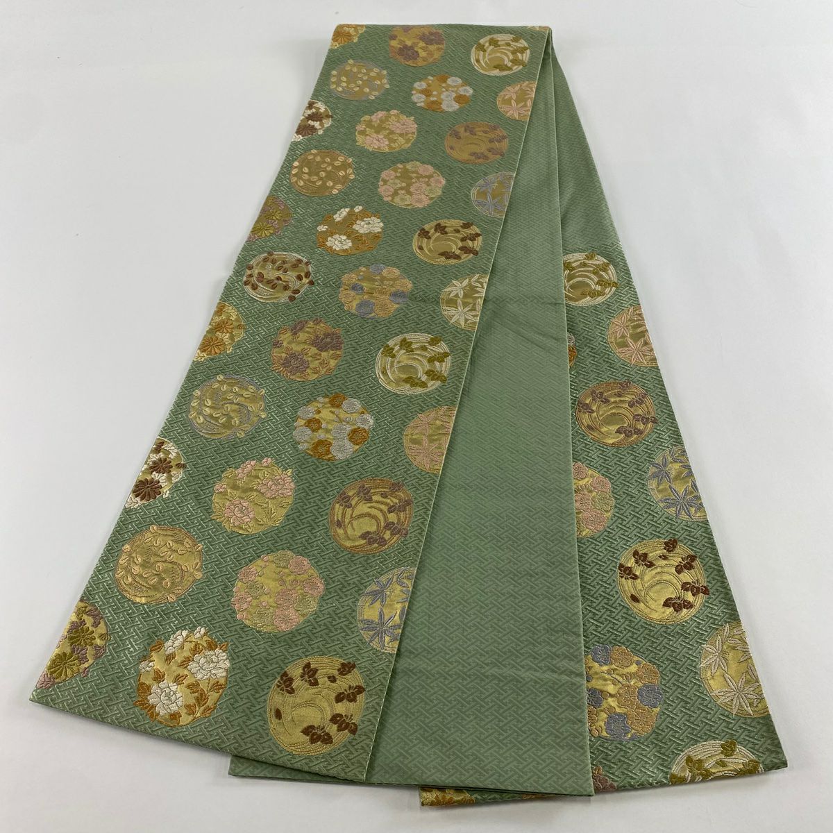 【美品】 袋帶 名品級 花丸紋 刺繡 金金箔 蓬色 六通 純蠶絲