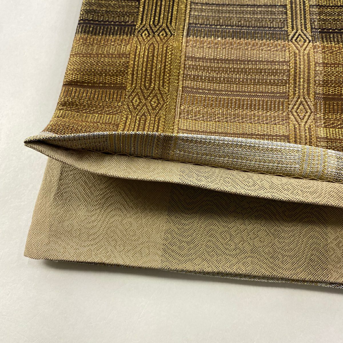 【美品】 袋帶 秀品級 段紋 菱形 金絲 茶 六通 純蠶絲