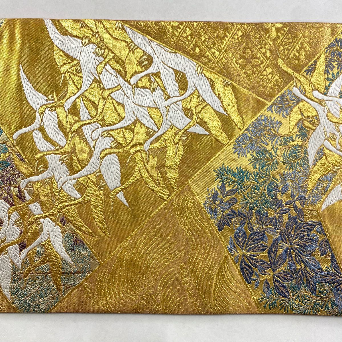 【美品】 袋帶 秀品級 仙鶴 枝葉 唐織 金金箔 金色 六通 純蠶絲