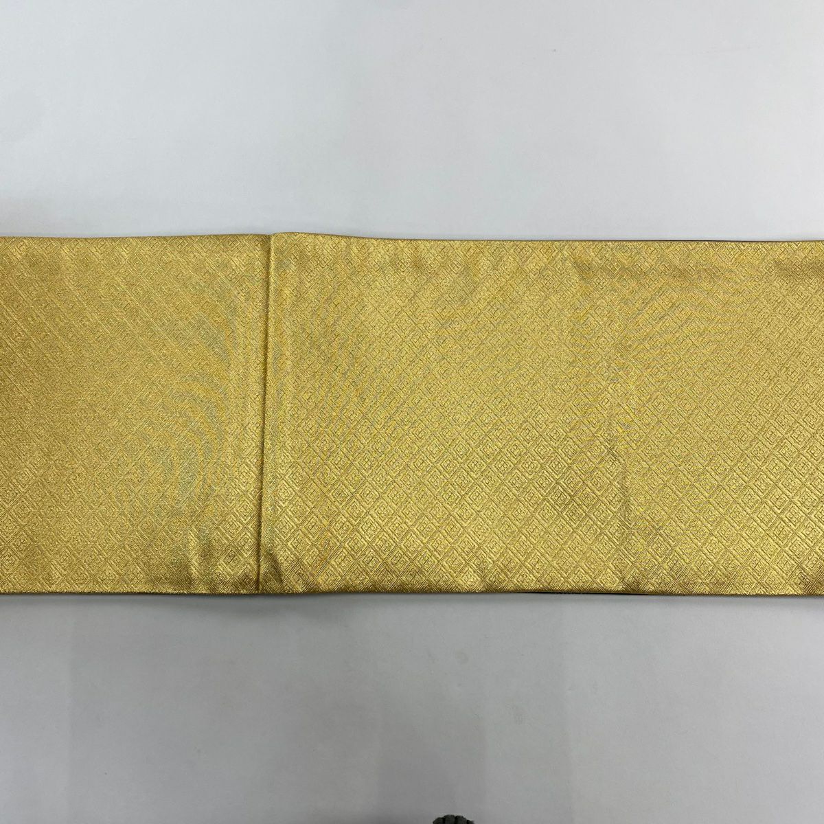 【美品】 袋帶 秀品級 浮線綾紋 入子菱 金絲 茶綠 六通 純蠶絲