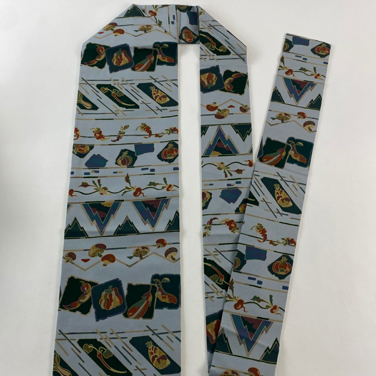 【美品】 名古屋帶 秀品級 野菜 幾何學 縮緬 青灰 純蠶絲