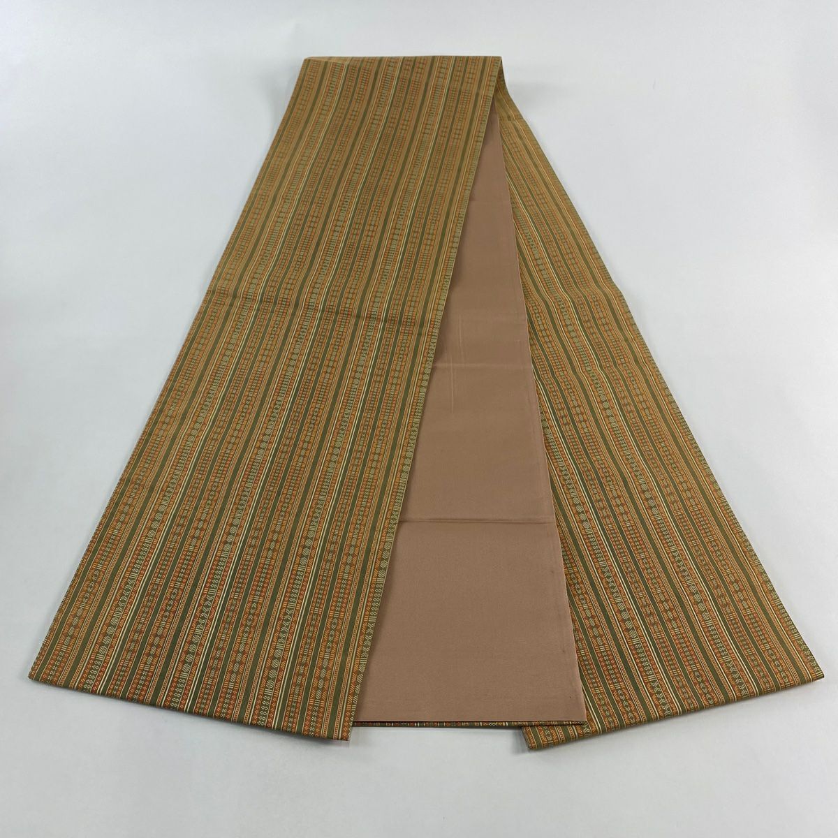 【美品】 袋帶 秀品級 附落款 あらいそ 縞 幾何學圖案 山吹茶 純蠶絲