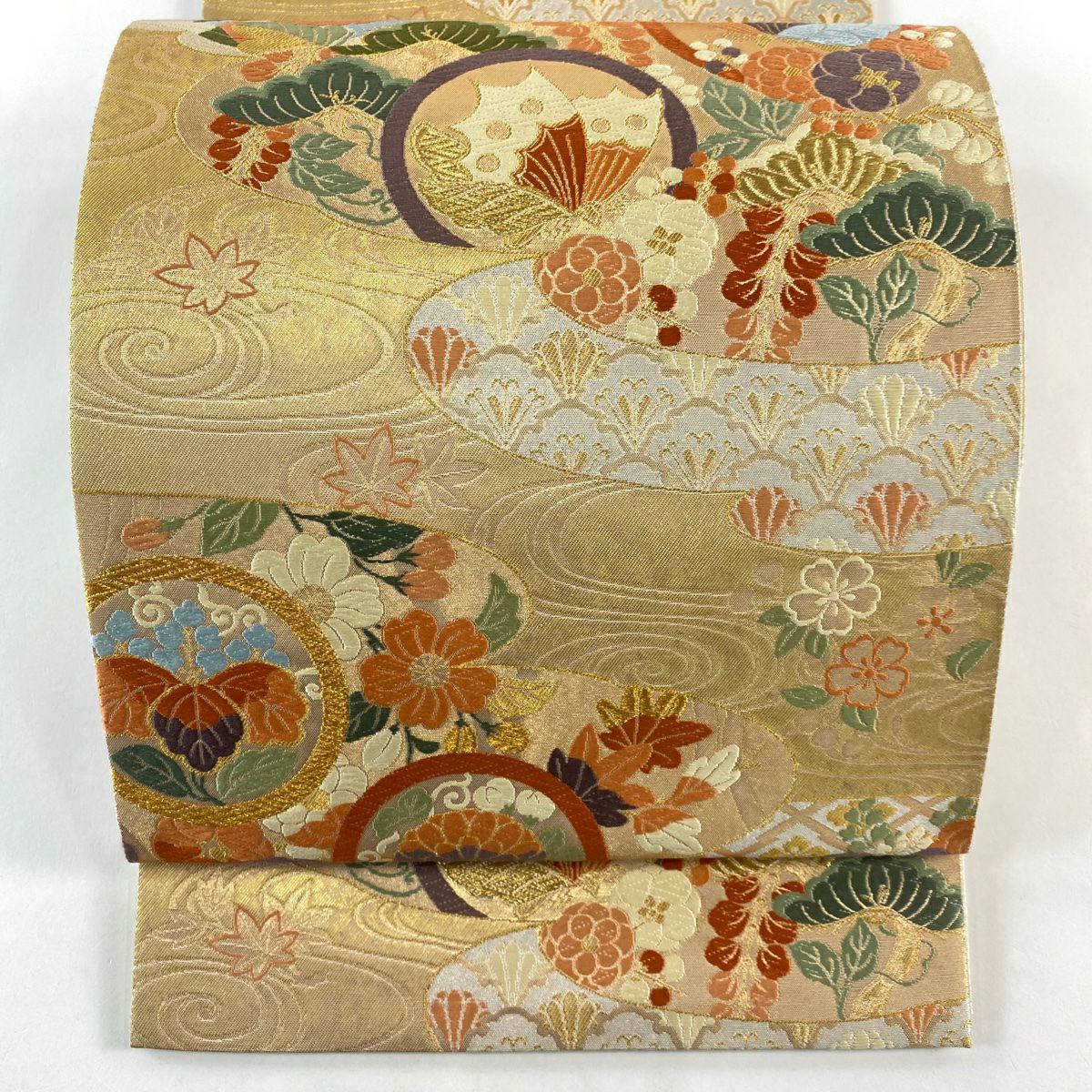 【美品】 袋帶 秀品級 蝶 菊花 金絲 唐織 金色 六通 純蠶絲