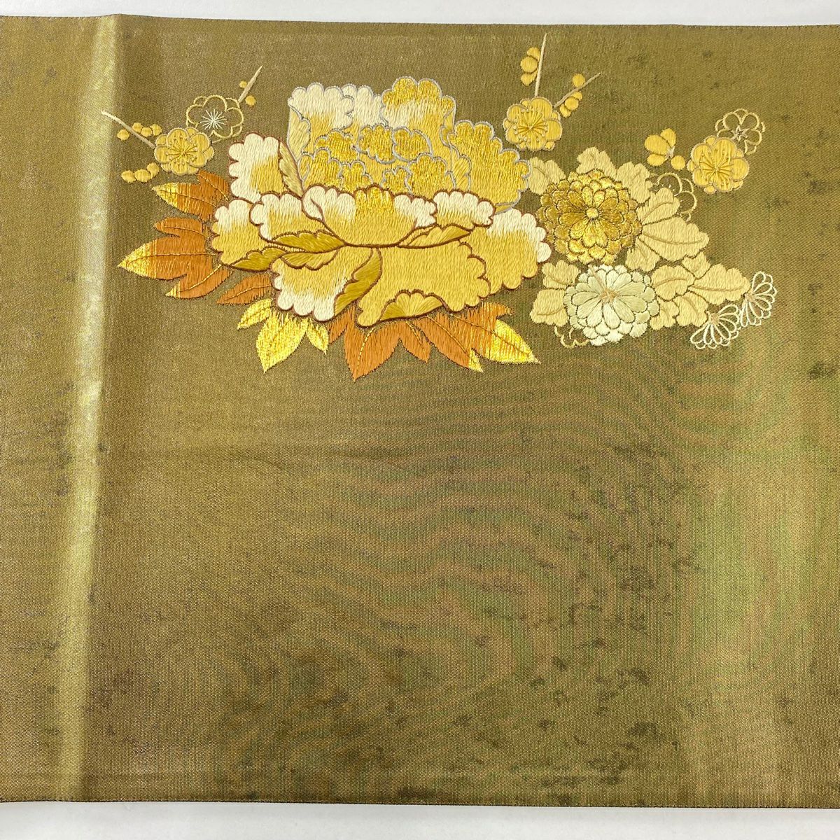 【美品】 袋帶 秀品級 關西仕立 花車 牡丹 金金箔 刺繡 金茶 大鼓圖案 純蠶絲