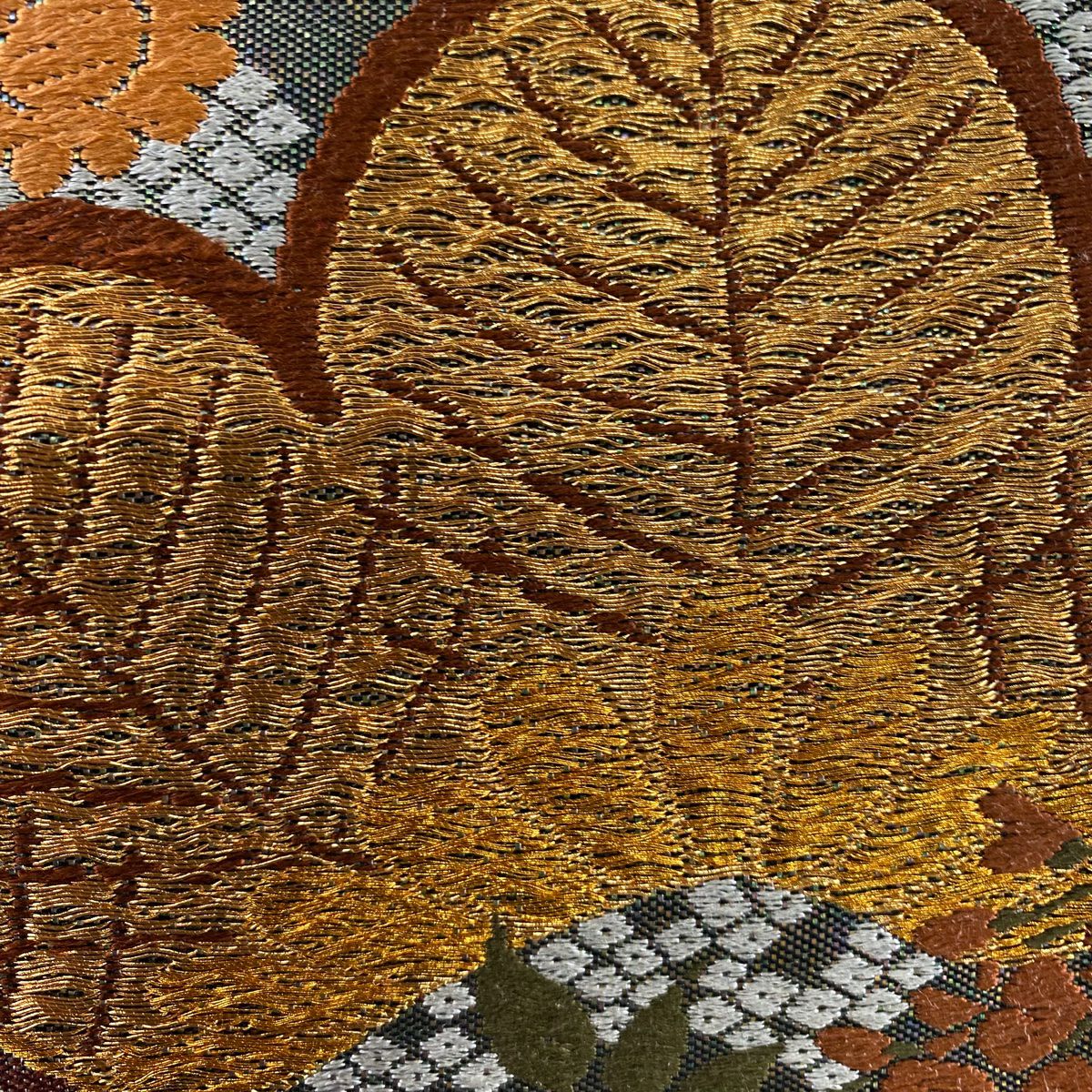 袋帶 秀品級 關西仕立 雨松樹 藤 刺繡 金線 灰色 六通 純蠶絲