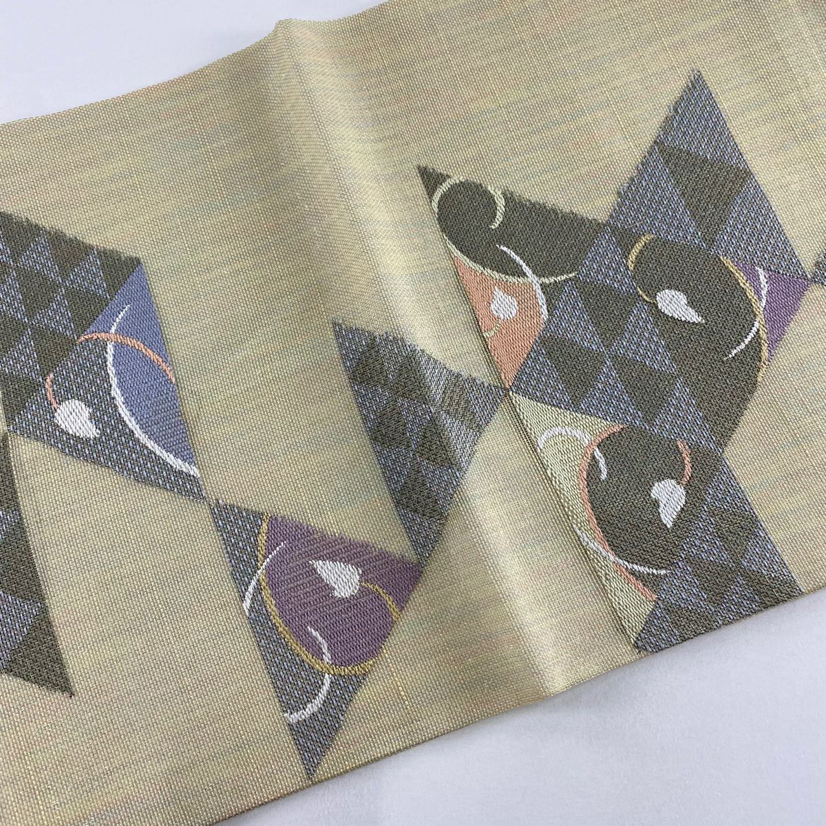 【美品】 開口名古屋帶 優品級 夏帶 花唐草紋 鱗 金絲 米色 純蠶絲